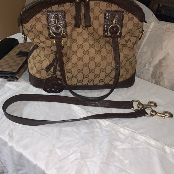 Gucci GG Fabric w/Leather Trim Tote - Picture 8 of 10